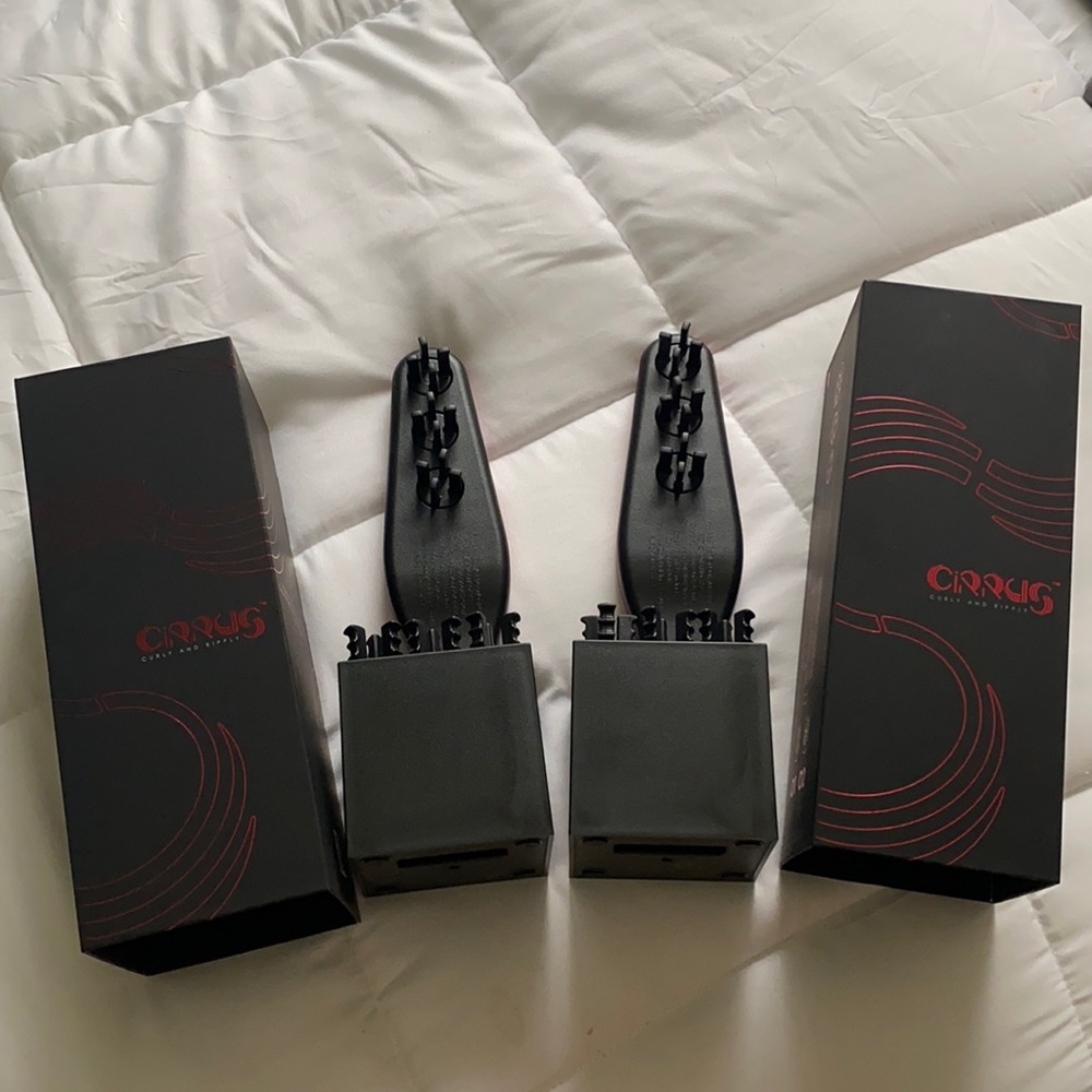 BOGO. 2 for 1. Cirrus no heat hair styler